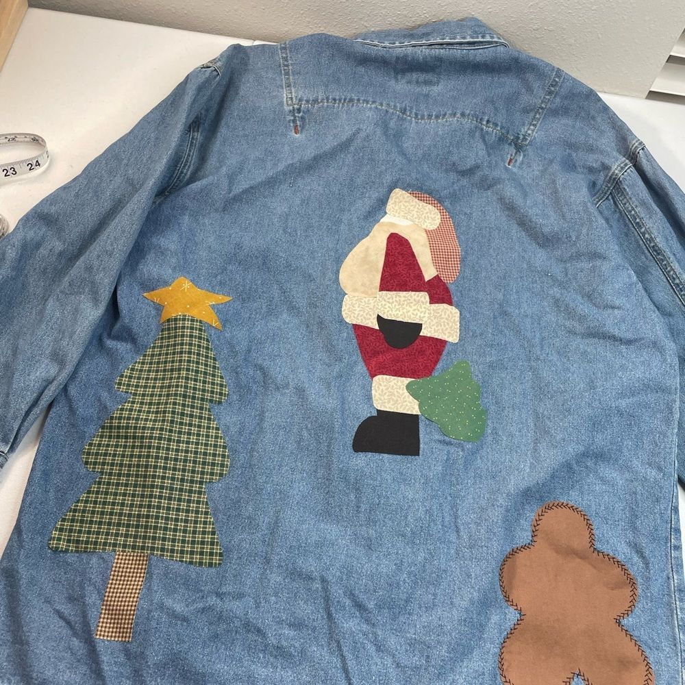 Vintage Patchwork Denim Jacket Christmas Appliqué Women’s M Holiday - Picture 4 of 9
